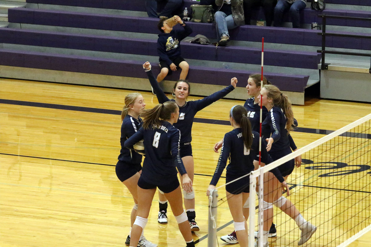 York VB vs Milford (33).jpg